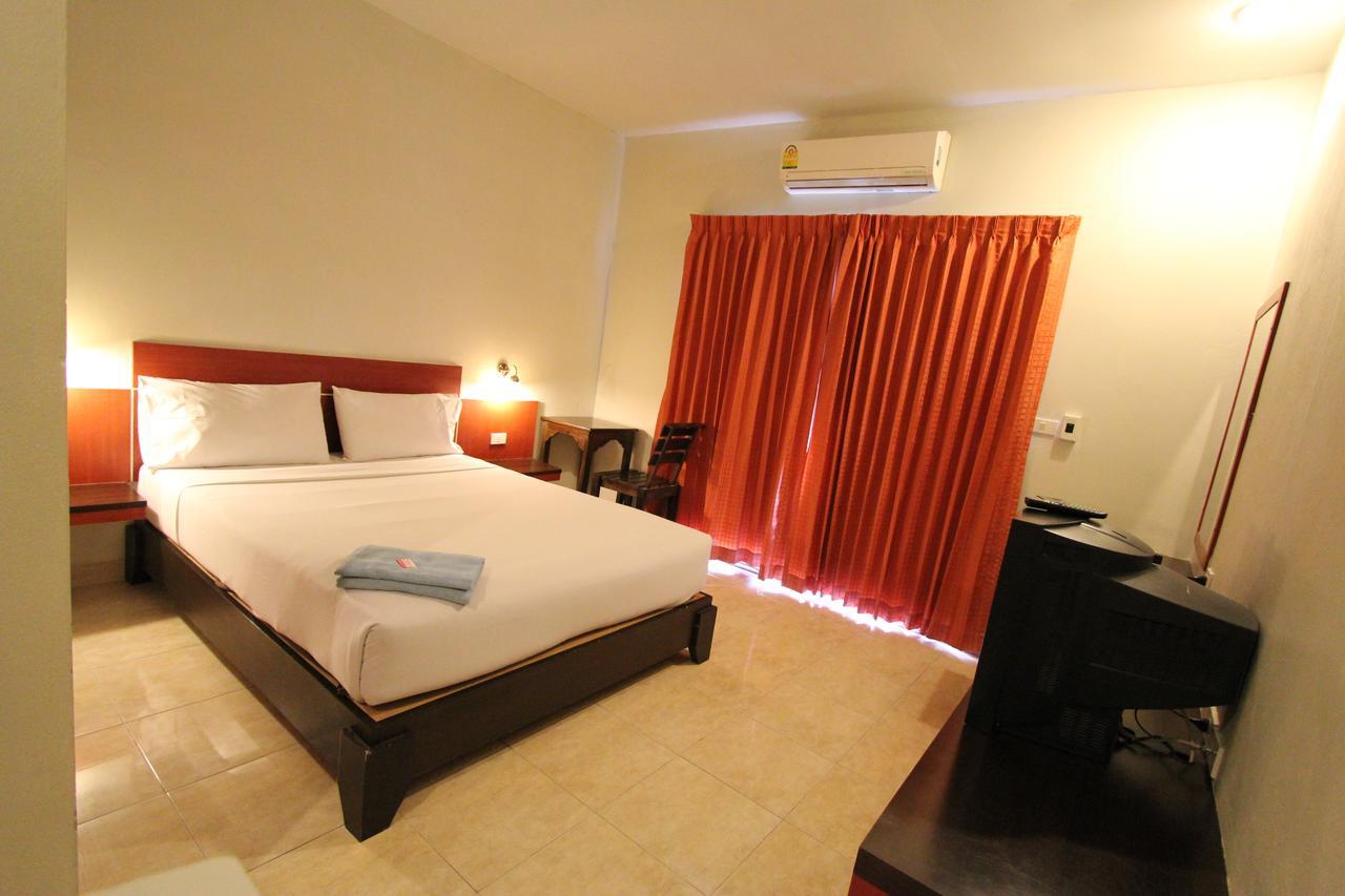 Paradise Resort Ban Nong Pla Lai Exterior foto