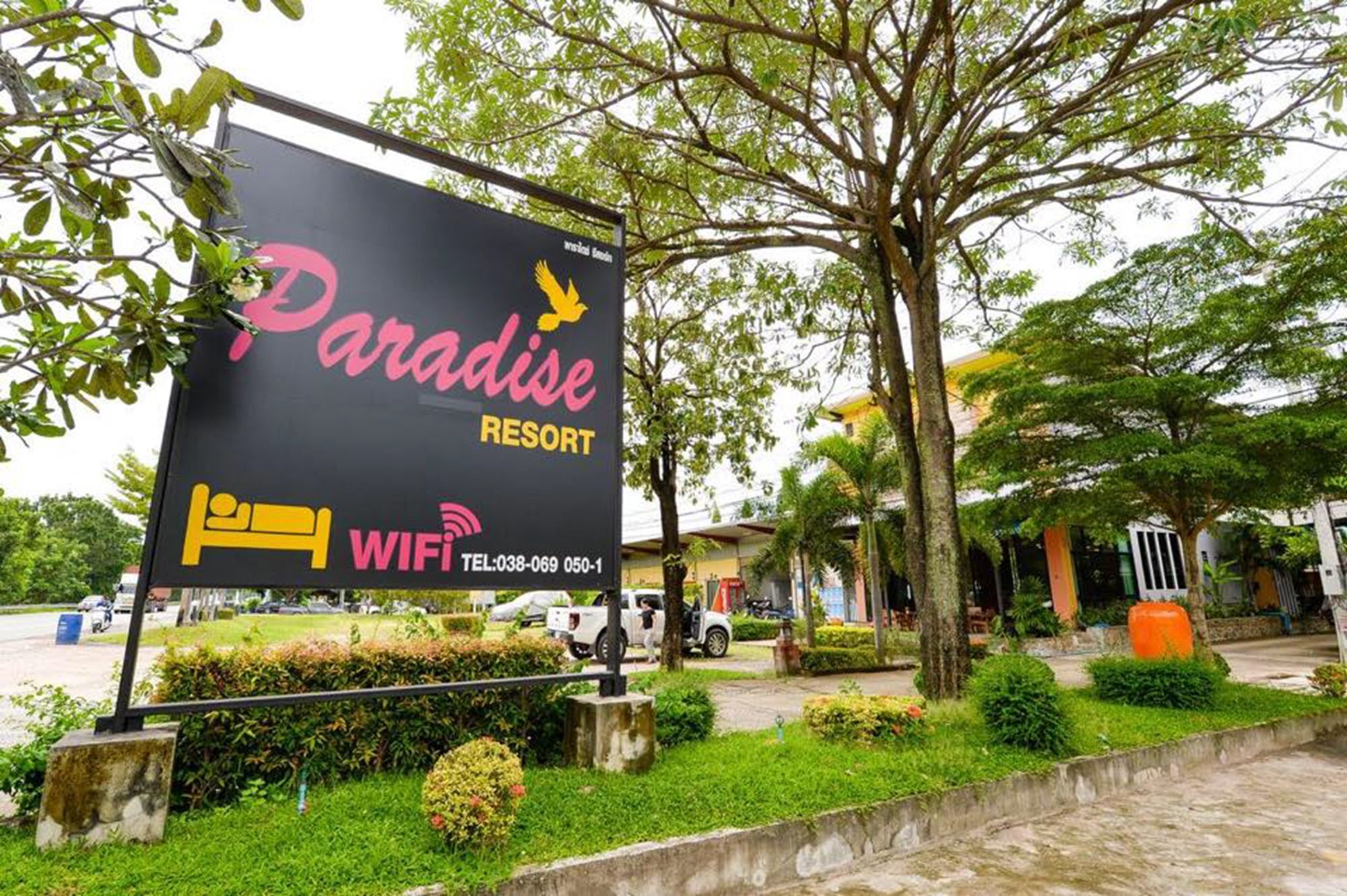 Paradise Resort Ban Nong Pla Lai Exterior foto